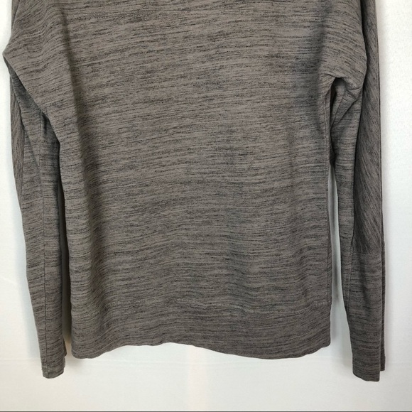 LIV Outdoor Gray Sunny Quarter Snap Pullover S - Picture 8 of 8